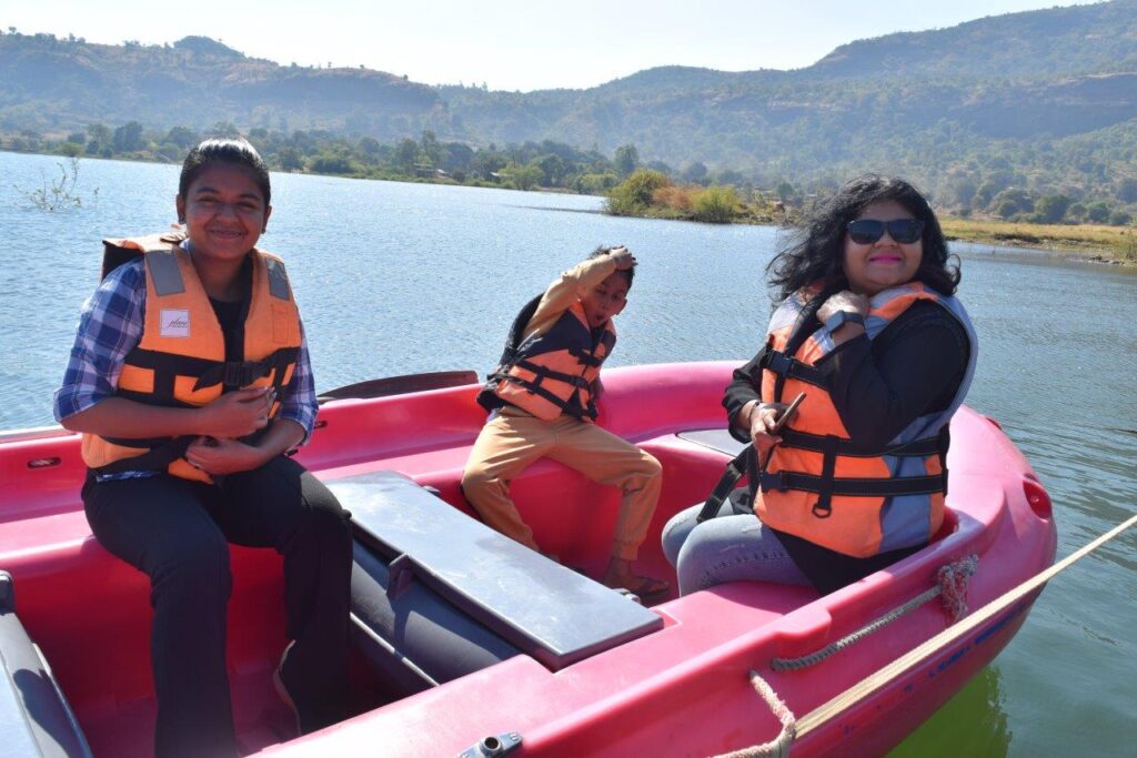Boat ride at Pimpalgaon Joga dam