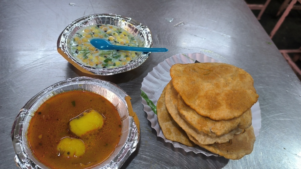 Breakfast at Orchha