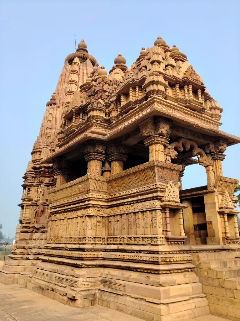 Javari Temple - Entry
