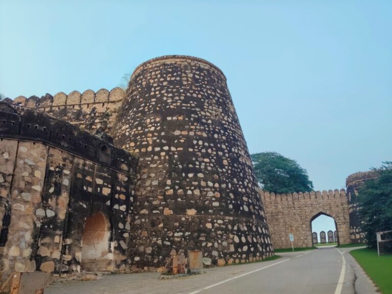 Jhansi Fort - Entry Gate