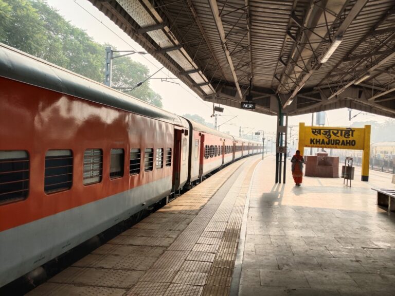 Khajuraho–Udaipur Express