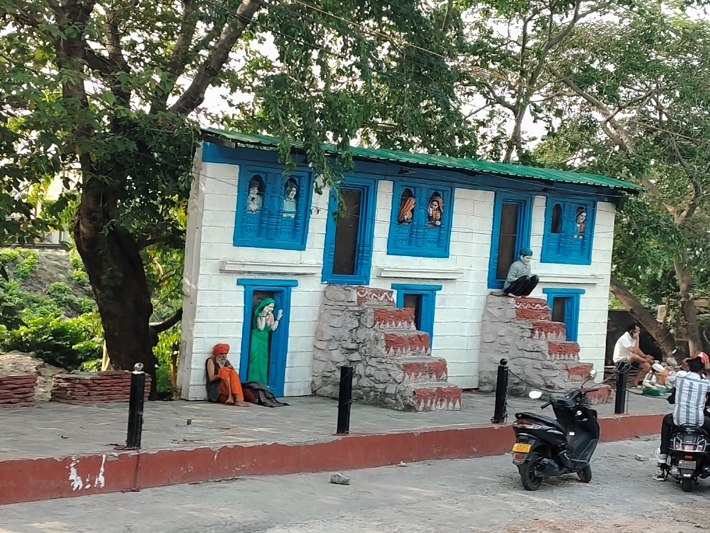 Graffities along the Nainital Highway
