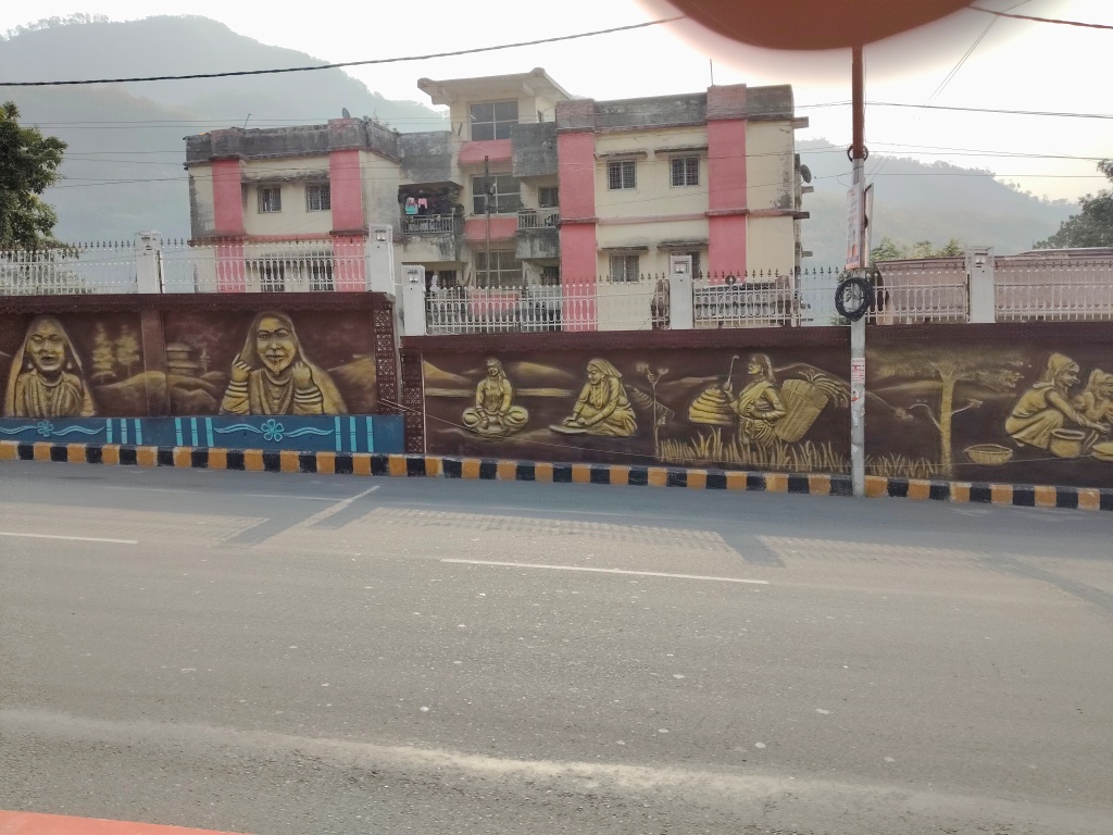 Graffities along the Nainital Highway